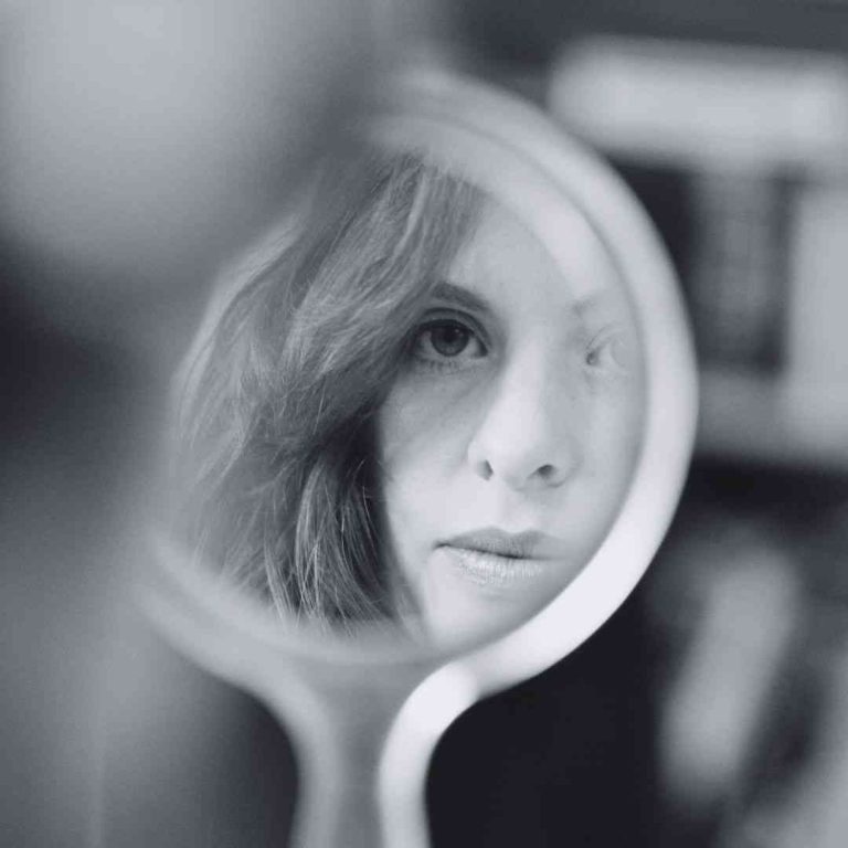 Read more about the article I’m shocked: informed consent in ECT and the phenomenological-self